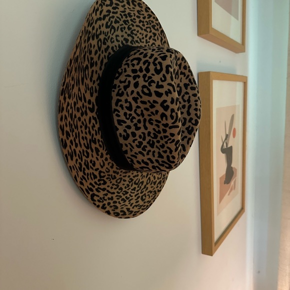 Zara leopard print hat size small - Picture 7 of 9